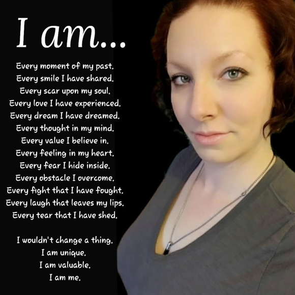 Meet your Posher, Melissa - Picture 1 of 1